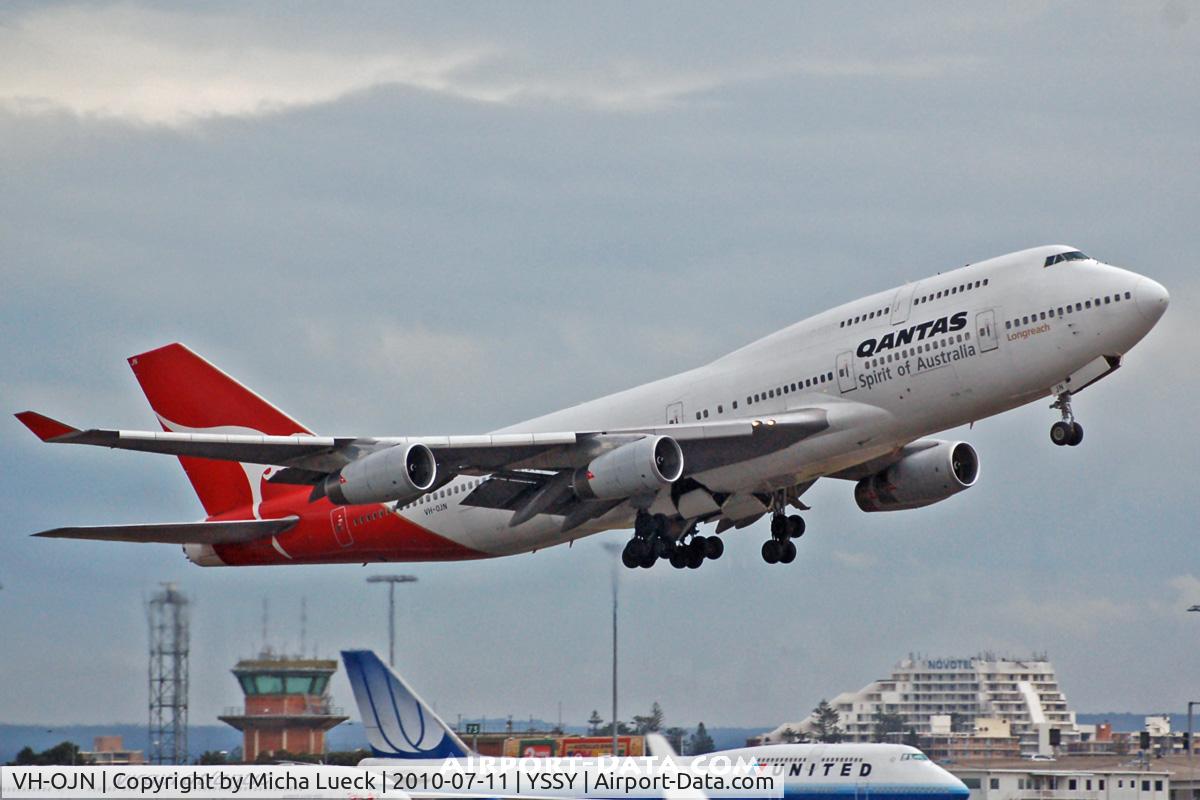 VH-OJN, 1991 Boeing 747-438 C/N 25315, At Sydney