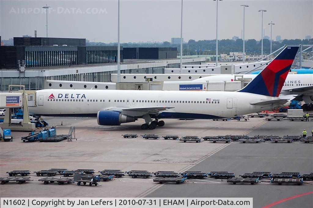 N1602, 1999 Boeing 767-332 C/N 29694, Delta Airlines