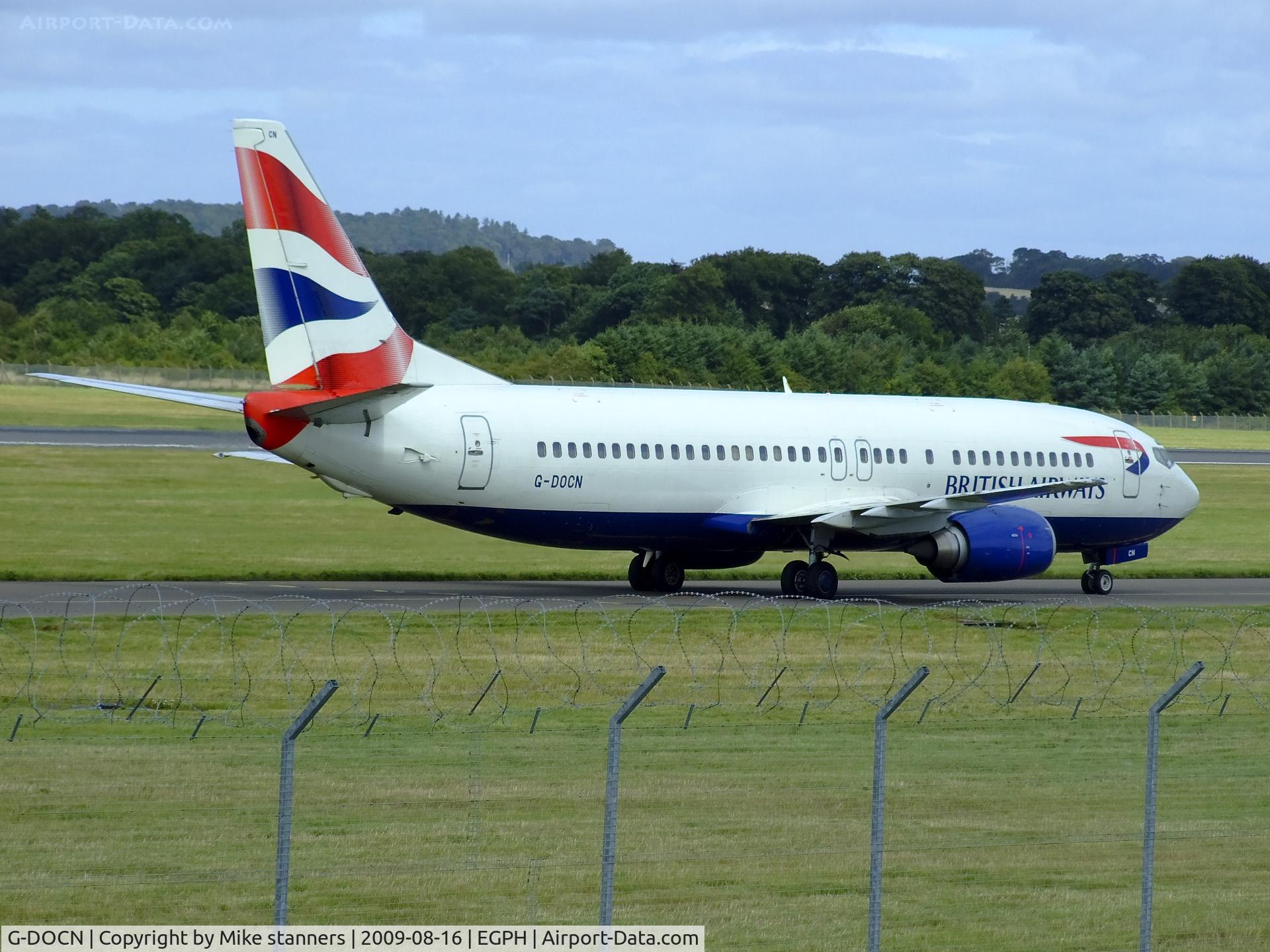 G-DOCN, 1992 Boeing 737-436 C/N 25848, BA B737-400 Arrives at EDI From LGW