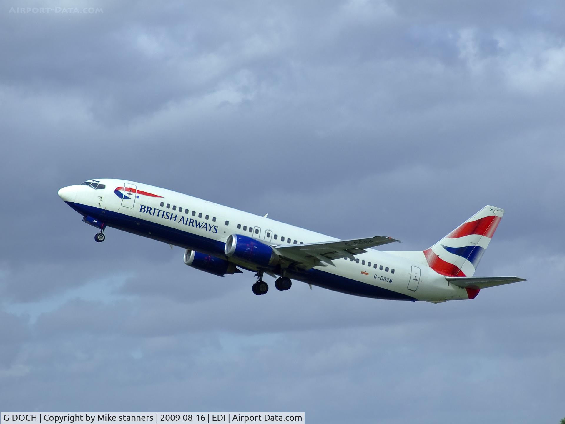 G-DOCH, 1991 Boeing 737-436 C/N 25428, British airways Boeing 737-400 departs runway 24 for LGW
