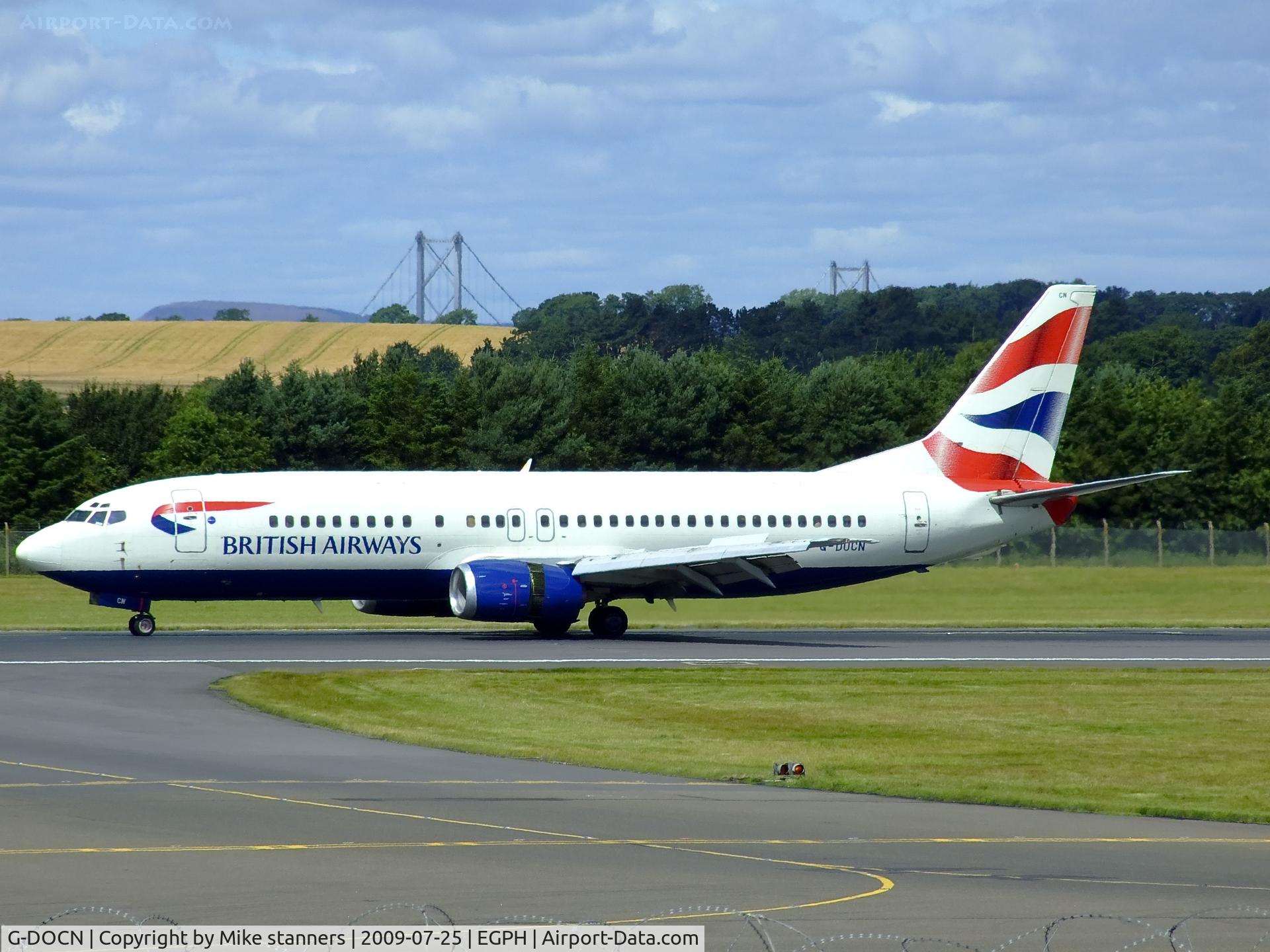 G-DOCN, 1992 Boeing 737-436 C/N 25848, British airways Boeing 737-436 landing on runway 24