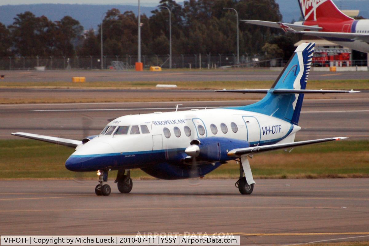 VH-OTF, 1993 British Aerospace BAe-3206 Jetstream 32 C/N 982, At Sydney