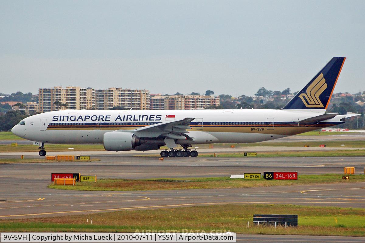 9V-SVH, 2002 Boeing 777-212/ER C/N 28532, At Sydney