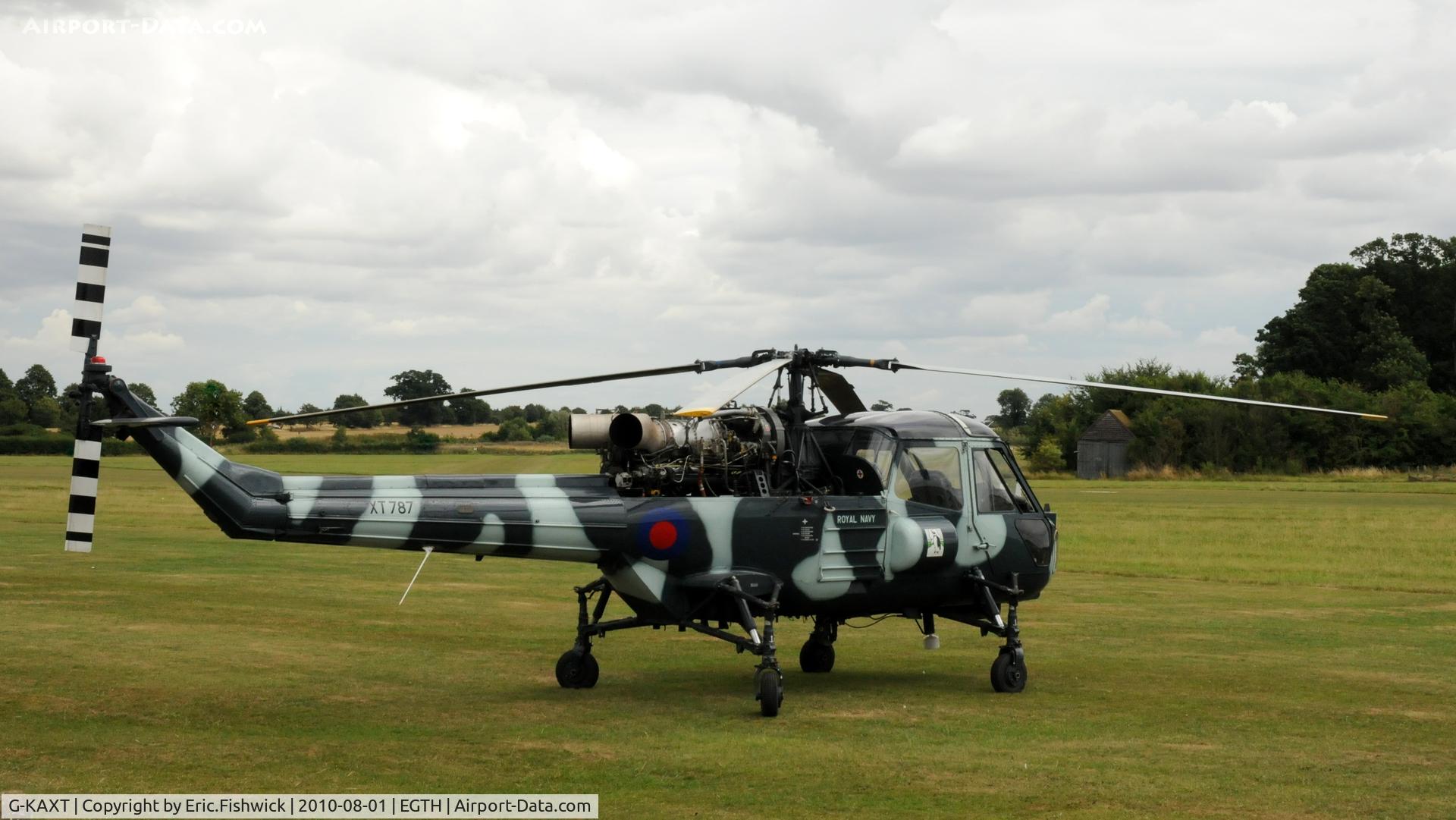 G-KAXT, 1967 Westland Wasp HAS.1 C/N F9669, 2. XT787 at Shuttleworth Military Pagent Air Display August 2010