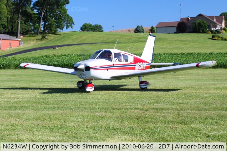 N6234W, 1964 Piper PA-28-140 Cherokee C/N 28-20275, Arriving at Beach City, Ohio during the Father's Day fly-in.