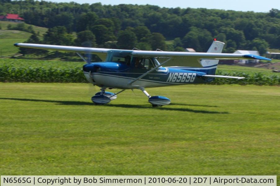 N6565G, 1970 Cessna 150L C/N 15072065, Arriving at Beach City, Ohio during the Father's Day fly-in.