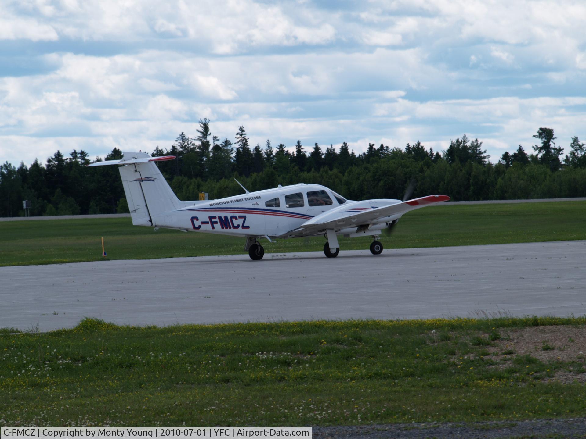 C-FMCZ, 2006 Piper PA-44-180 Seminole C/N 4496233, Operated by Moncton Flight College