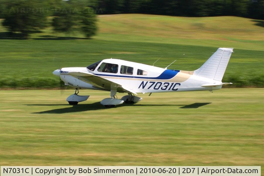 N7031C, 1975 Piper PA-28-181 C/N 28-7690051, Arriving at Beach City, Ohio during the Father's Day fly-in.