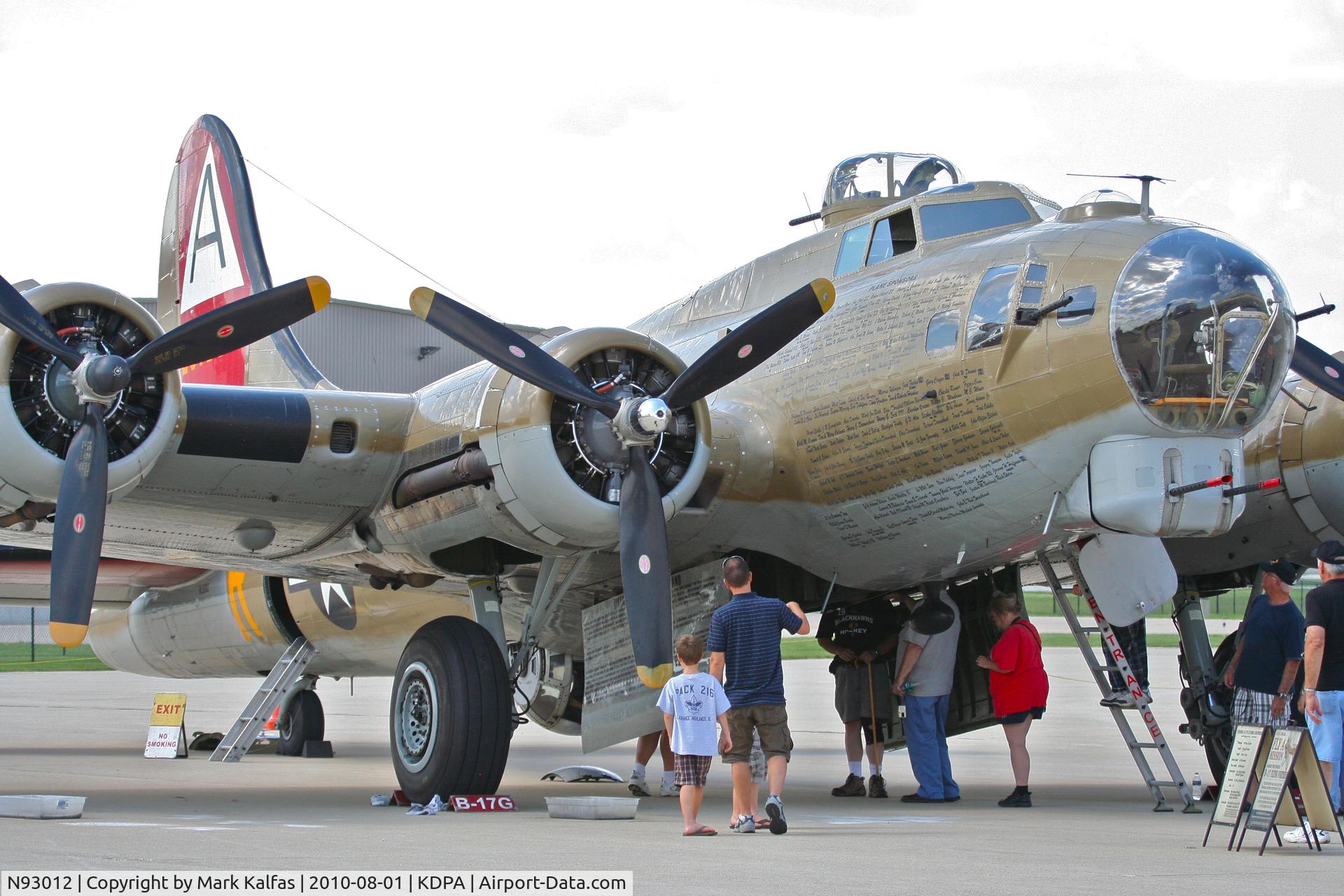 N93012, 1944 Boeing B-17G-30-BO Flying Fortress C/N 32264, Collings Foundation Boeing B-17G N93012, on the ramp KDPA