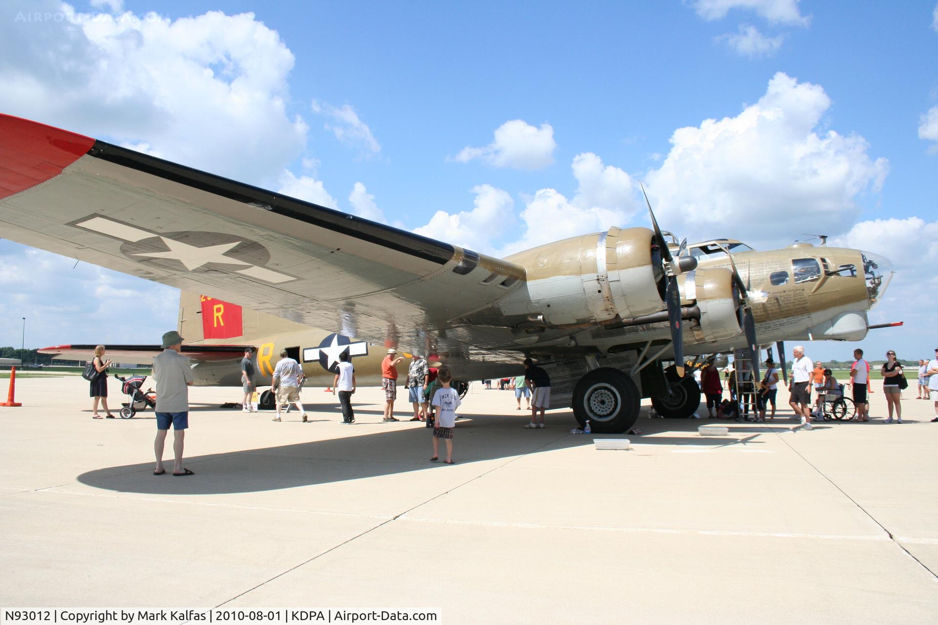 N93012, 1944 Boeing B-17G-30-BO Flying Fortress C/N 32264, Collings Foundation Boeing B-17G N93012, on the ramp KDPA