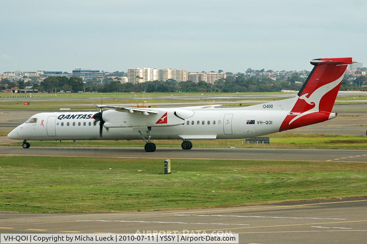 VH-QOI, 2007 De Havilland Canada DHC-8-402Q Dash 8 C/N 4189, At Sydney