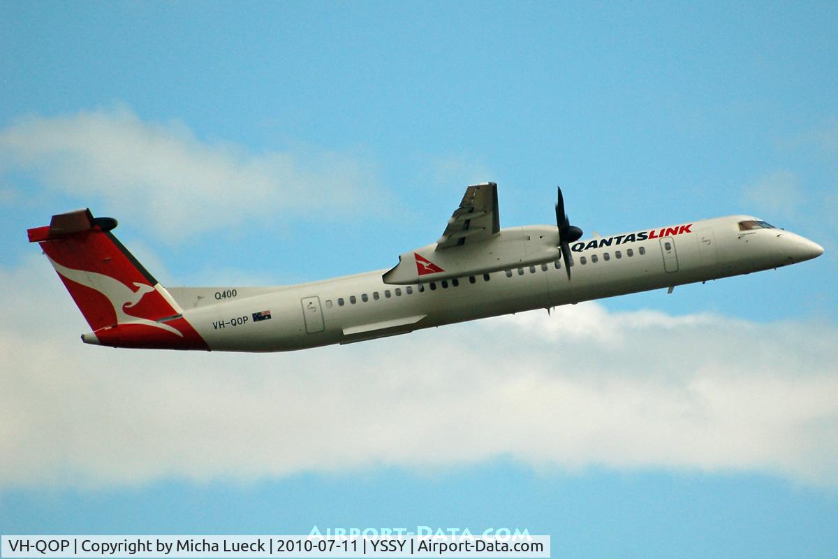 VH-QOP, 2009 De Havilland Canada DHC-8-402Q Dash 8 C/N 4238, At Sydney