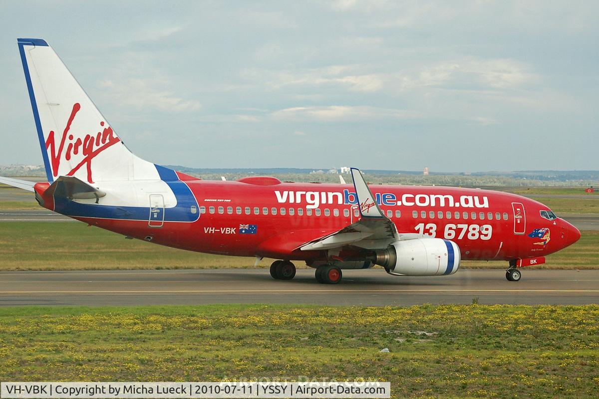 VH-VBK, 2002 Boeing 737-7Q8 C/N 30648, At Sydney