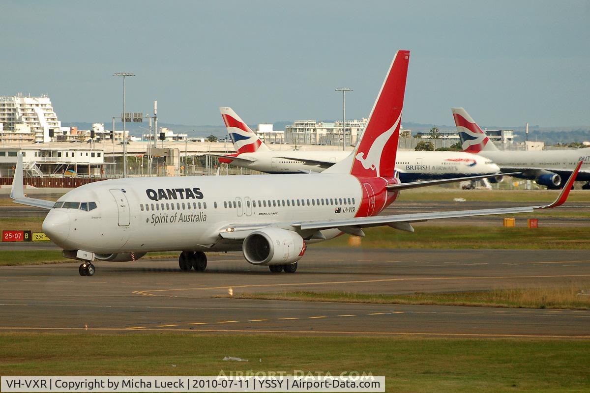 VH-VXR, 2003 Boeing 737-838 C/N 33724, At Sydney