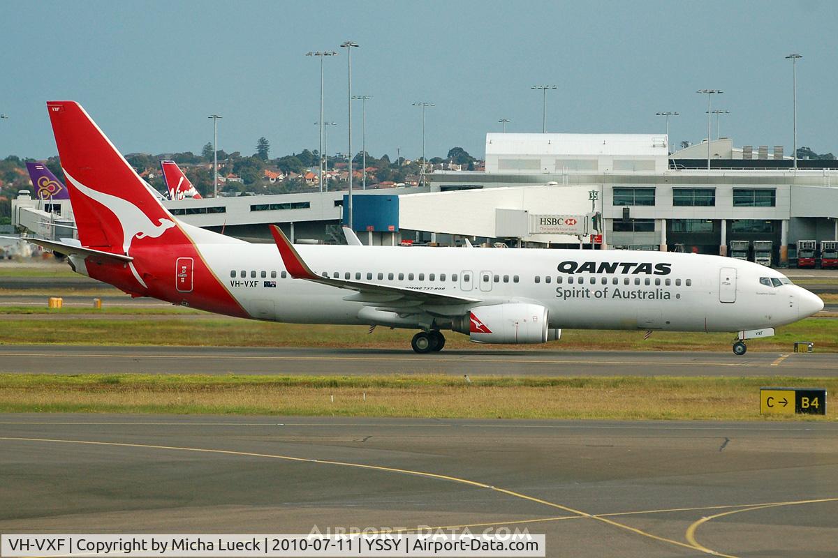 VH-VXF, 2001 Boeing 737-838 C/N 29553, At Sydney