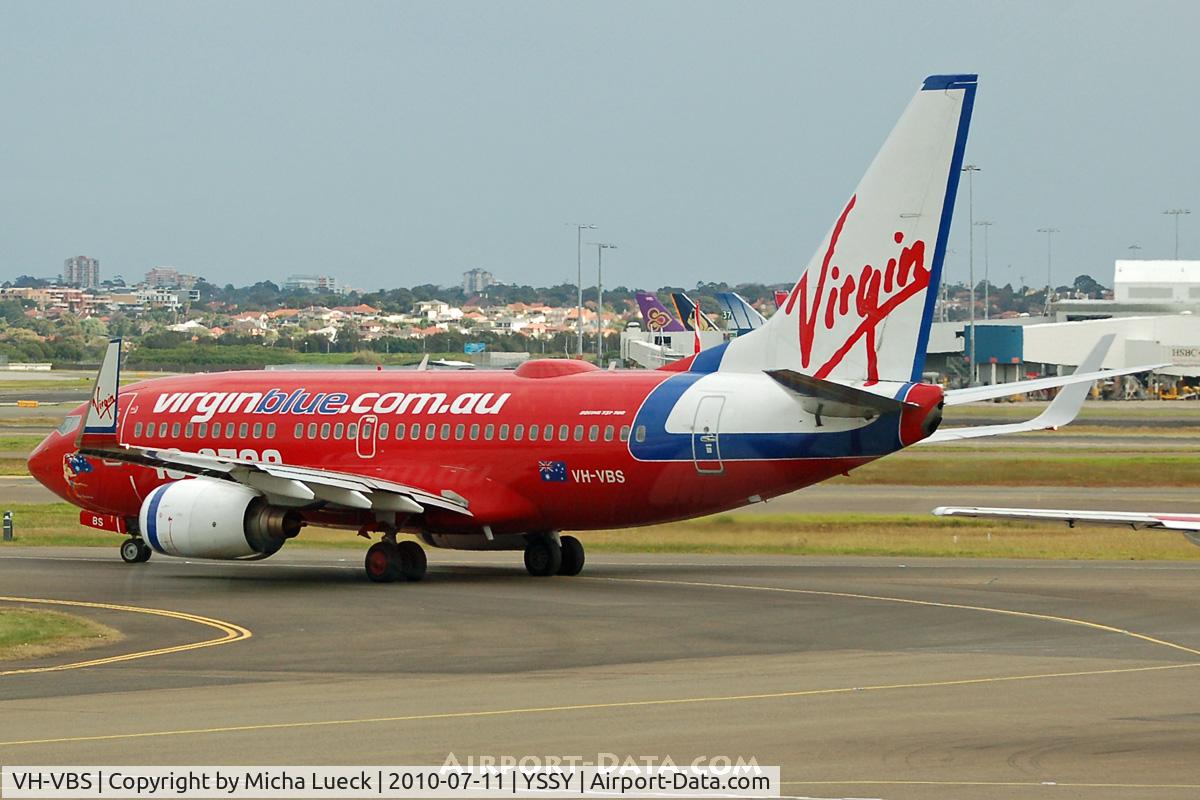 VH-VBS, 2002 Boeing 737-7BX C/N 30746, At Sydney