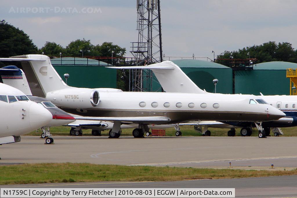 N1759C, 2006 Gulfstream Aerospace GV-SP (G550) C/N 5128, 2006 Gulfstream Aerospace GV-SP (G550), c/n: 5128 parked on Luton 'Pond'