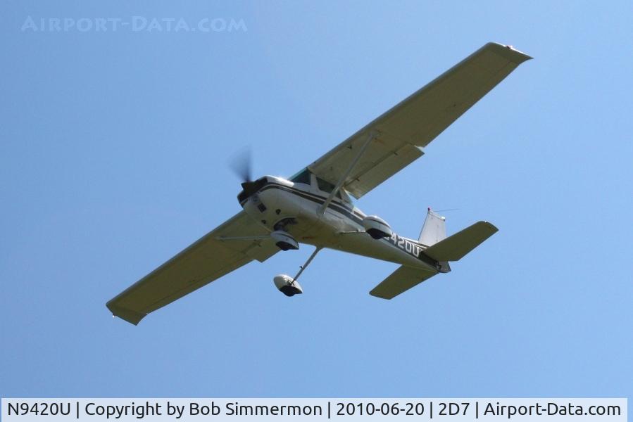 N9420U, 1976 Cessna 150M C/N 15078368, Arriving at Beach City, Ohio during the Father's Day fly-in.