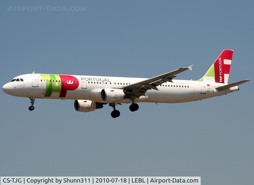 CS-TJG, 2002 Airbus A321-211 C/N 1713, Landing rwy 25R
