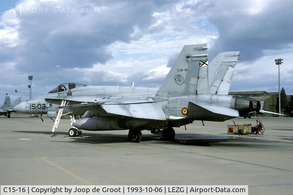 C15-16, McDonnell Douglas EF-18A Hornet C/N 0517/A428, ALA 15 EF-18 at its home base