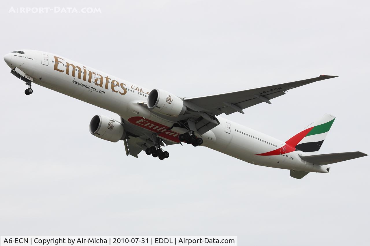 A6-ECN, 2009 Boeing 777-36N/ER C/N 37705, Emirates, Boeing 777-36NER, CN: 37705/761