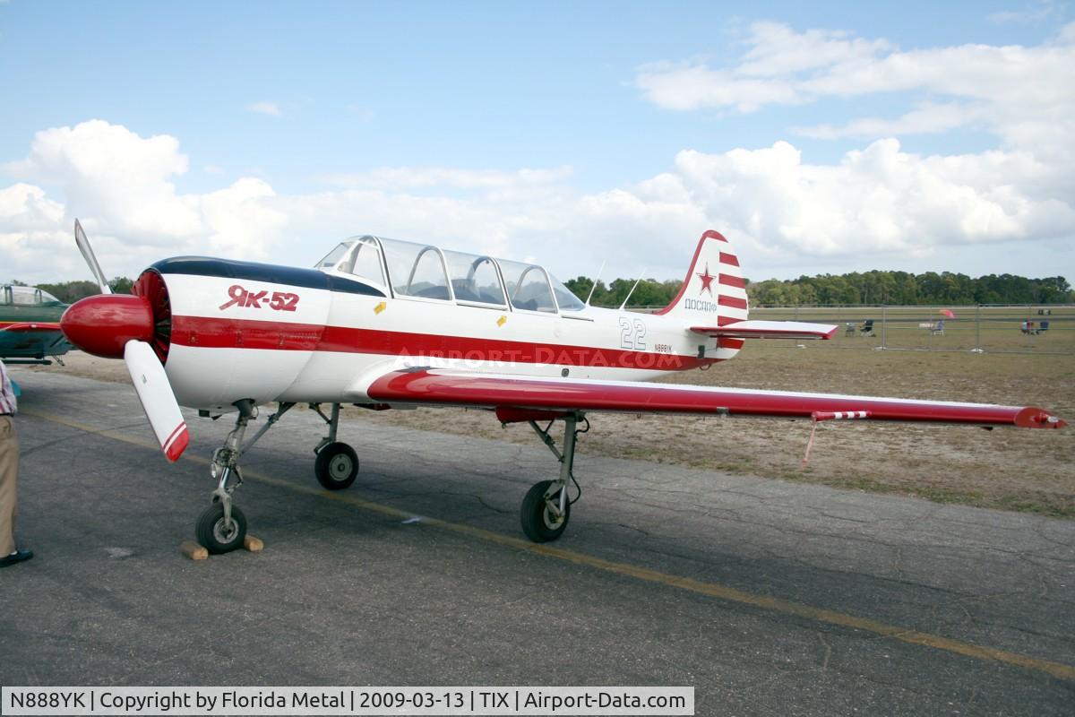 N888YK, 1995 Yakovlev Yak-52 C/N 9511903, Yak-52