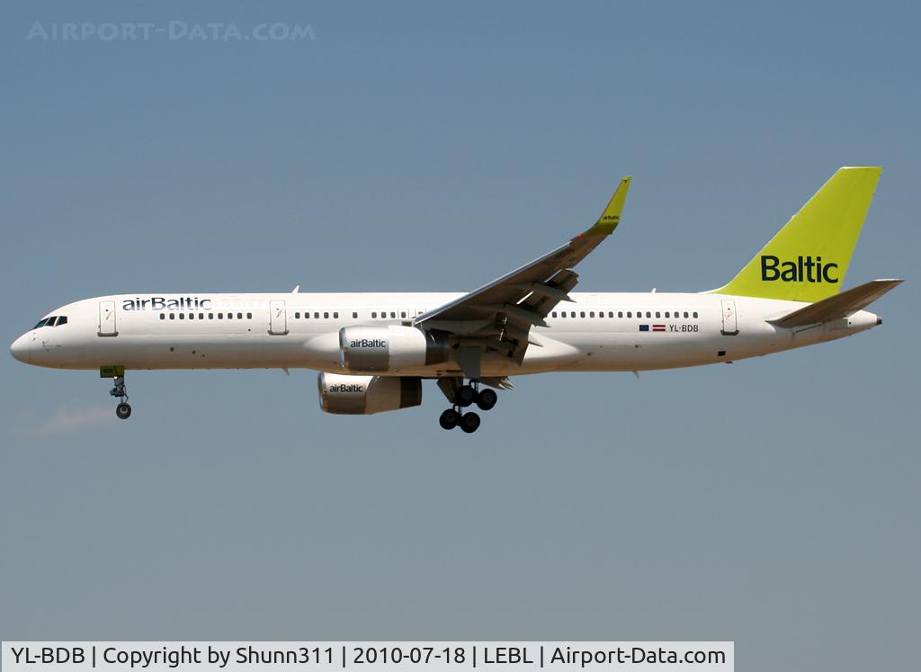 YL-BDB, 1999 Boeing 757-256 C/N 26251, Landing rwy 25R... Now with winglets...