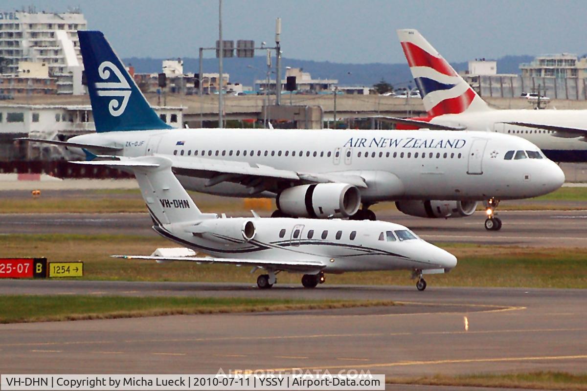 VH-DHN, 1993 Cessna 650 Citation VII C/N 650-7011, At Sydney