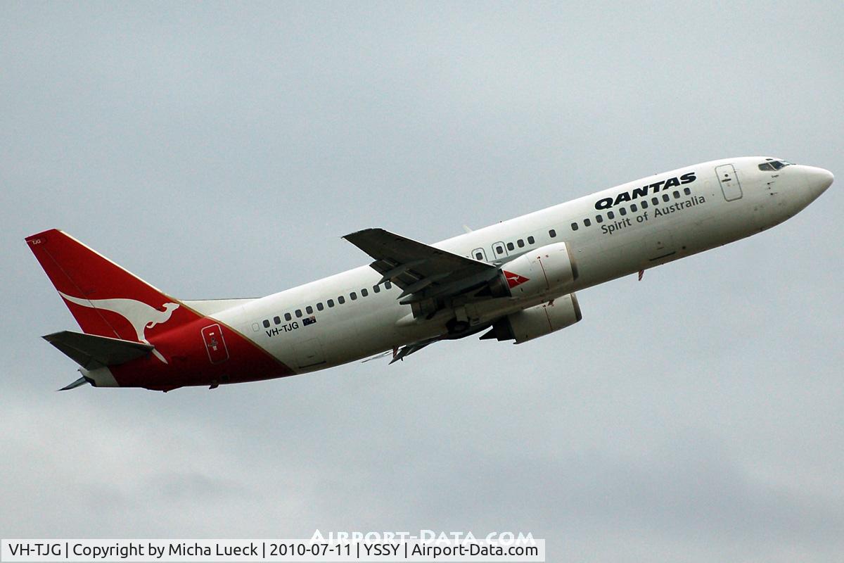 VH-TJG, 1990 Boeing 737-476 C/N 24432, At Sydney