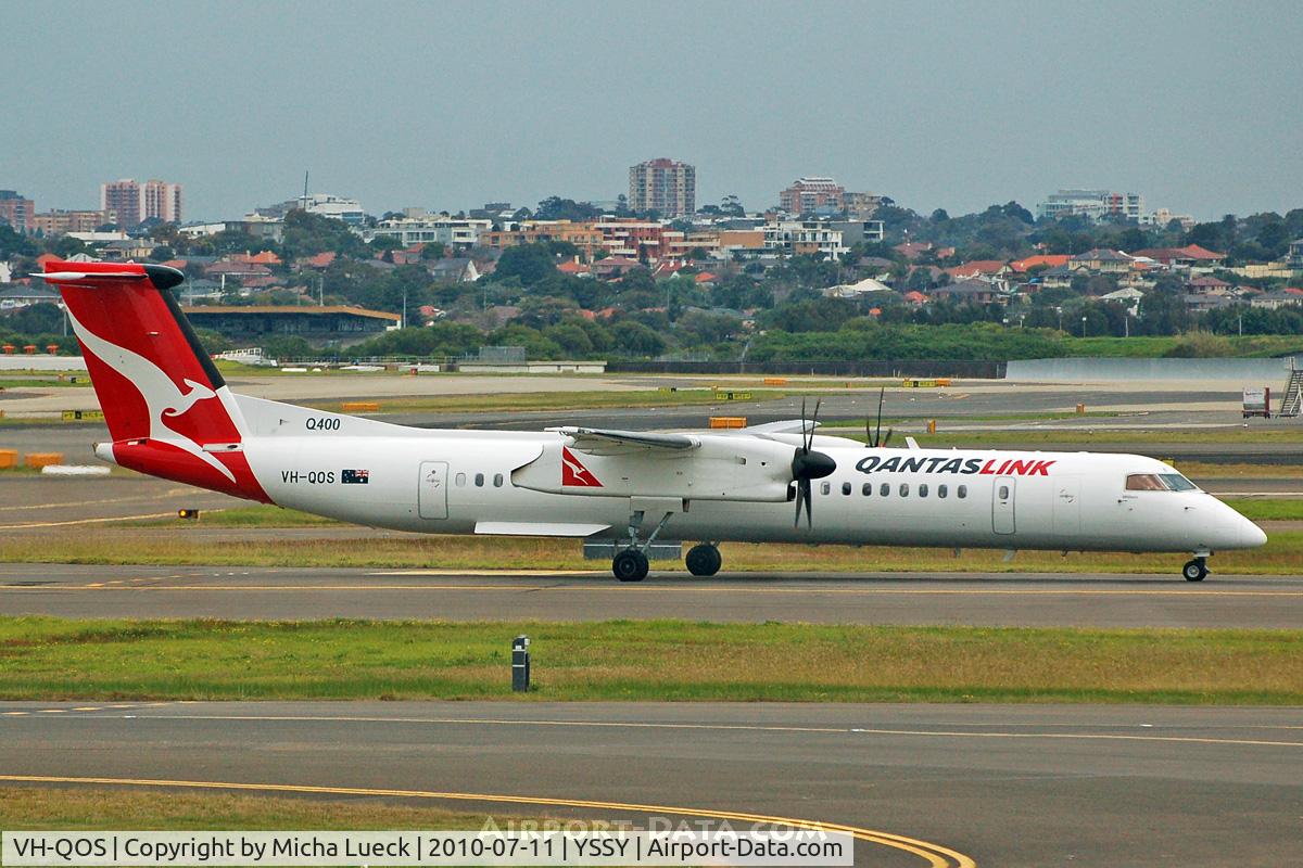 VH-QOS, 2009 De Havilland Canada DHC-8-402Q Dash 8 C/N 4263, At Sydney