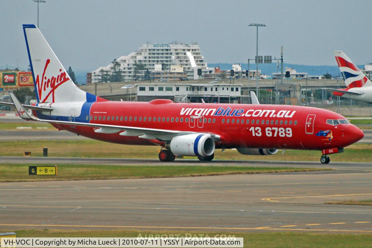 VH-VOC, 2002 Boeing 737-8BK C/N 30623, At Sydney