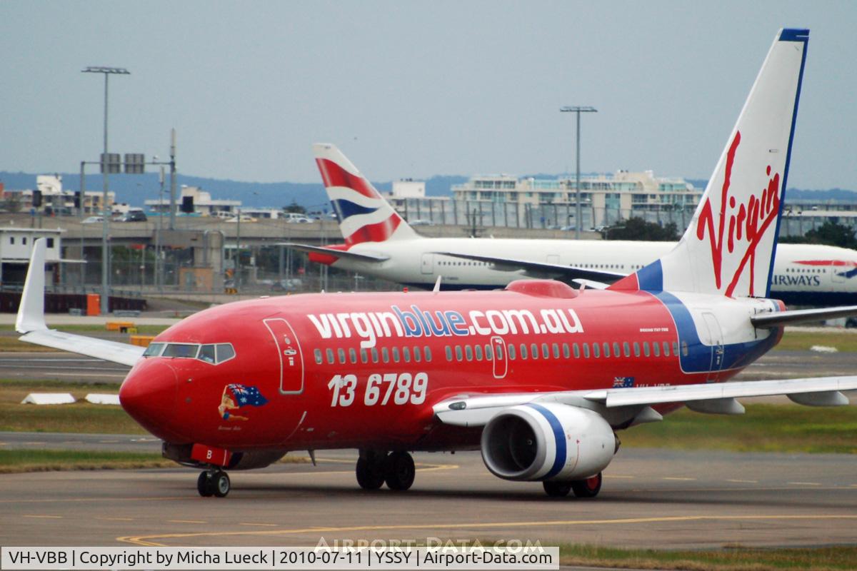 VH-VBB, 2001 Boeing 737-7Q8 C/N 28240, At Sydney