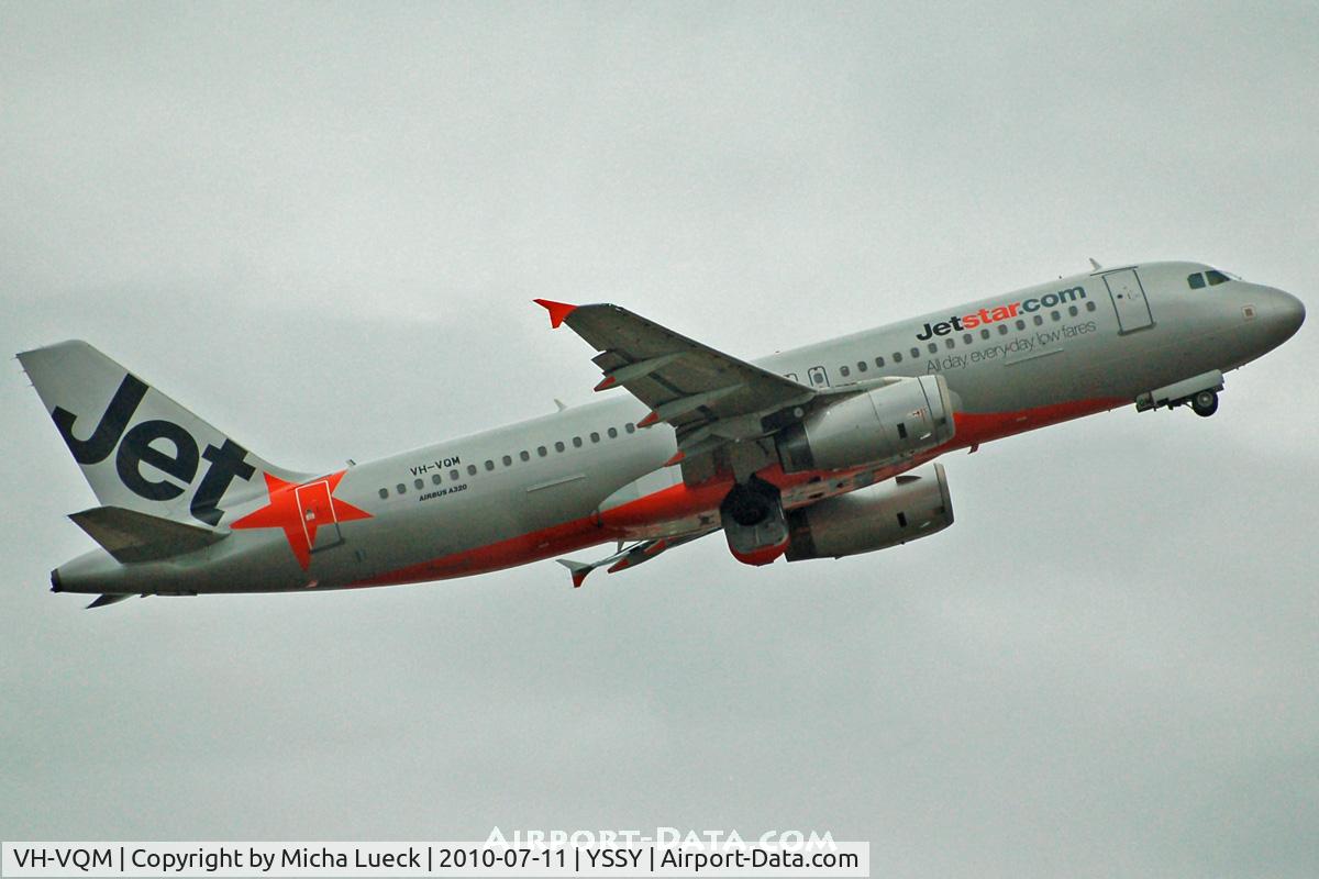 VH-VQM, 2005 Airbus A320-232 C/N 2608, At Sydney