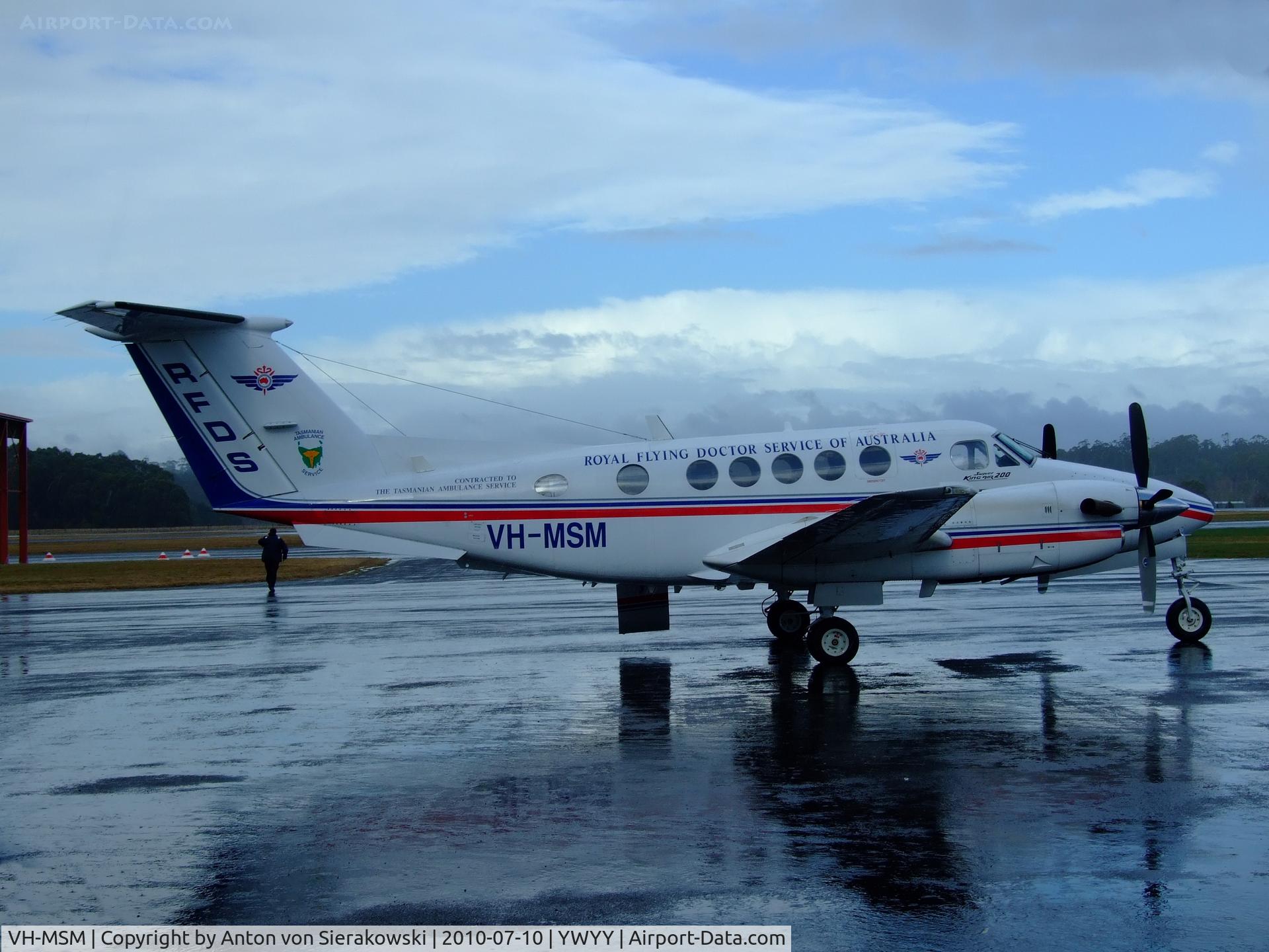 VH-MSM, 1993 Beech B200 King Air C/N BB-1464, VH-MSM @ YWYY Beech King Air 200 RFDS on a medical call at Wynard, Tas