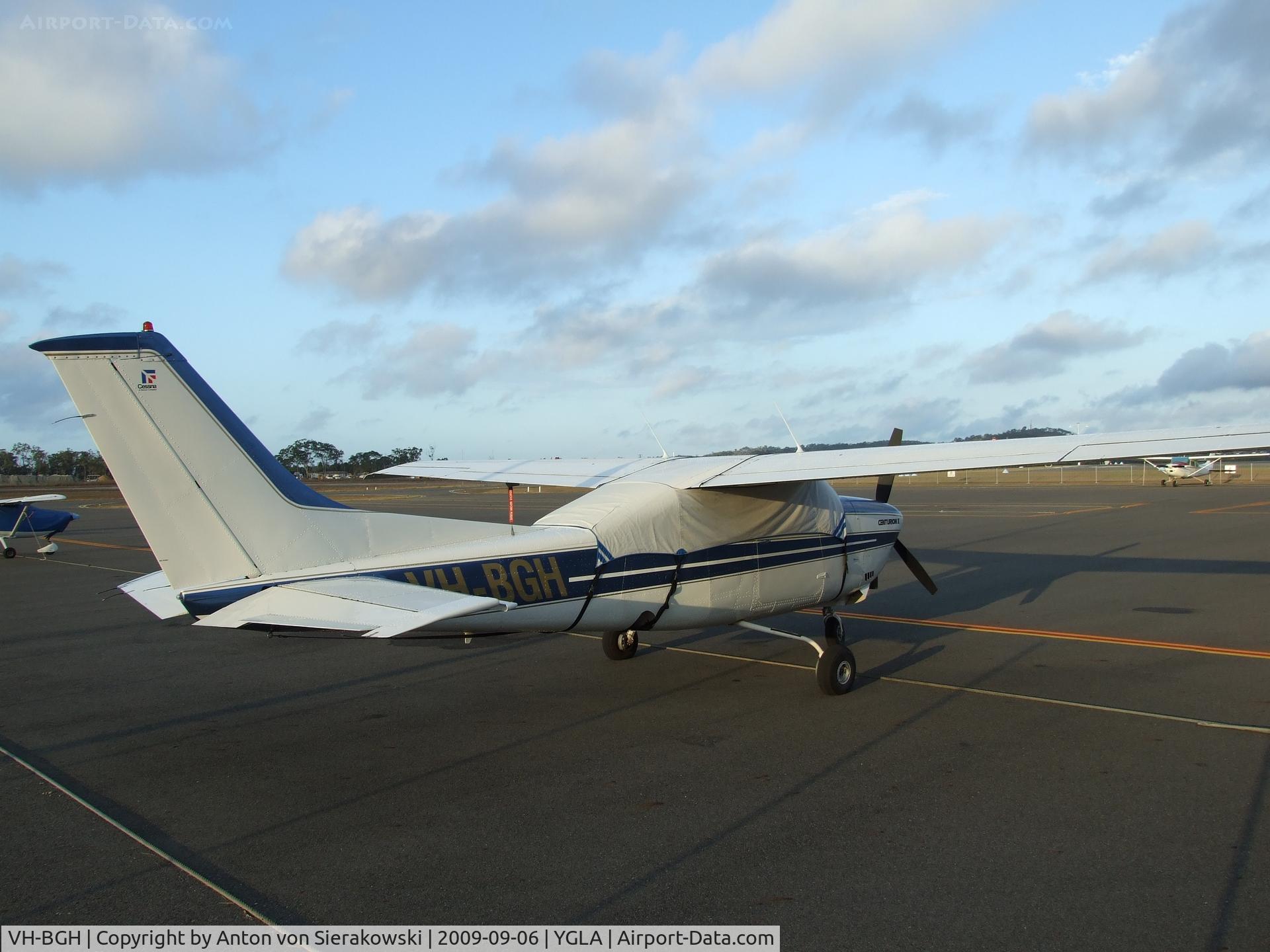 VH-BGH, 1979 Cessna T210N Turbo Centurion C/N 21063510, VH-BGH @ YGLA Cessna T210N SN: 21063510 1st reg au: 17 June 2005