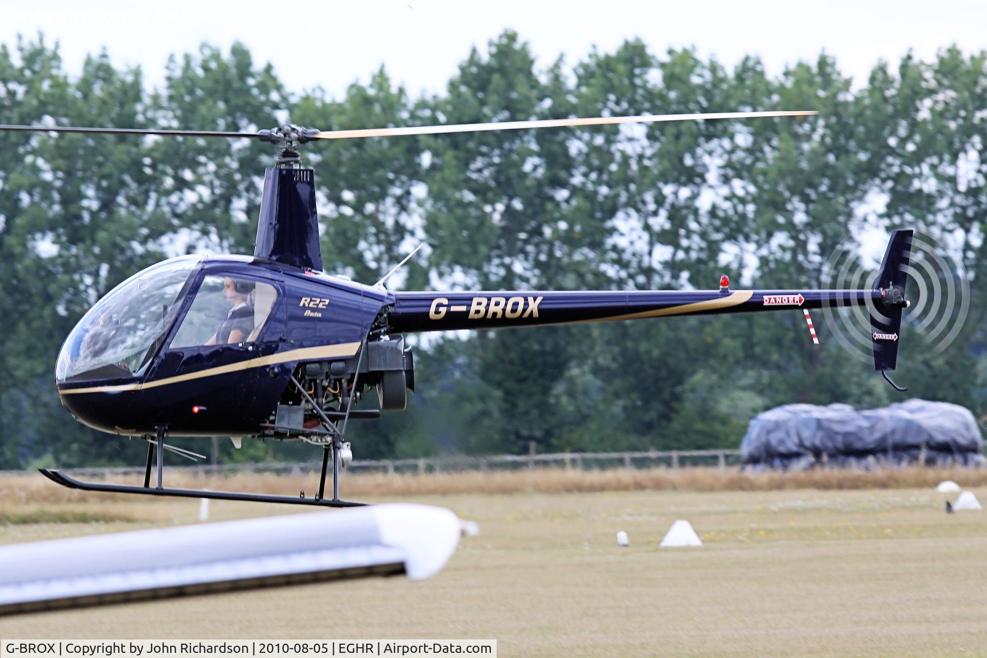 G-BROX, 1989 Robinson R22 Beta C/N 1127, Hovering practice