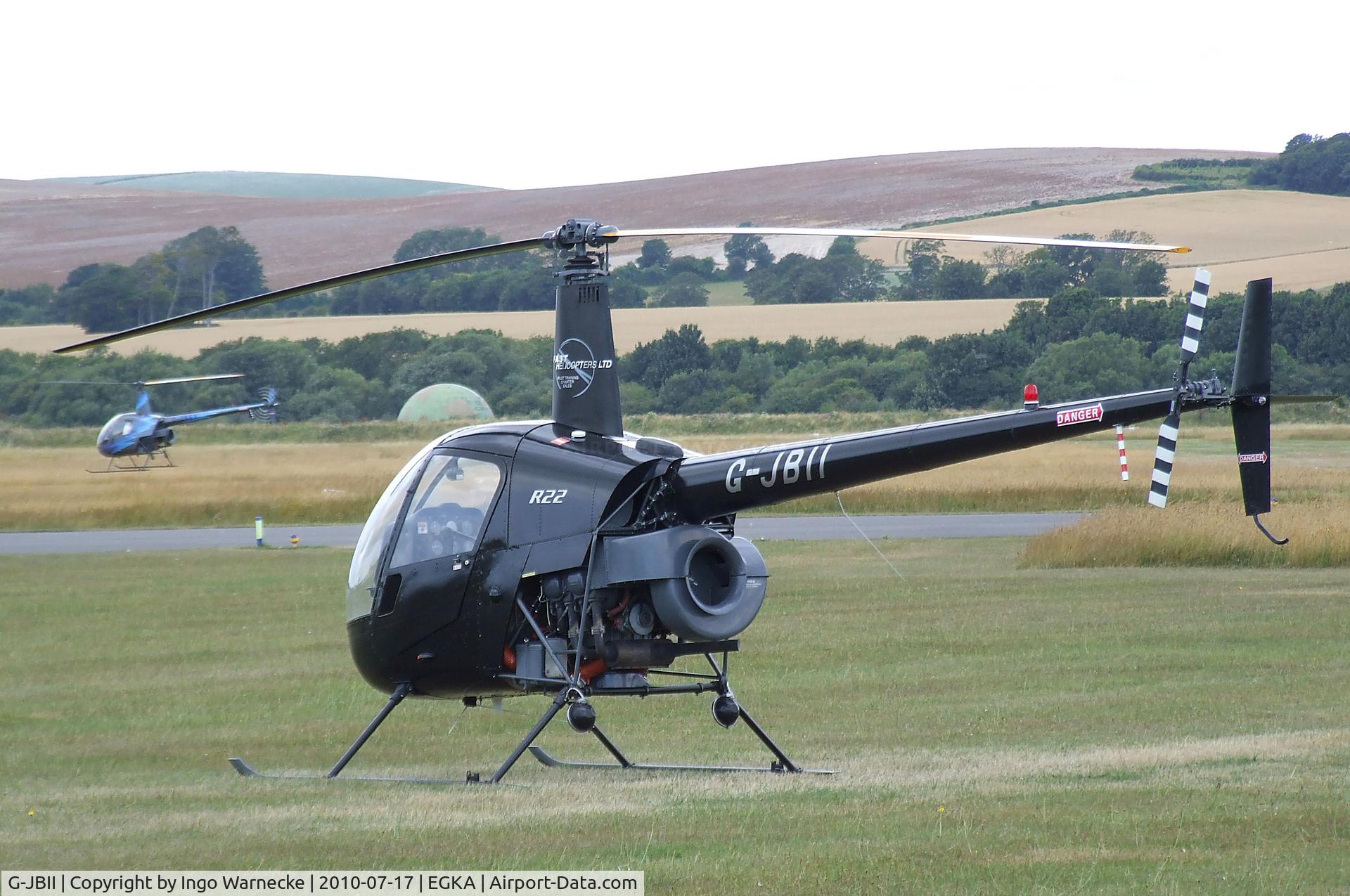 G-JBII, 1990 Robinson R22 Beta C/N 1368, Robinson R22 Beta at Shoreham airport