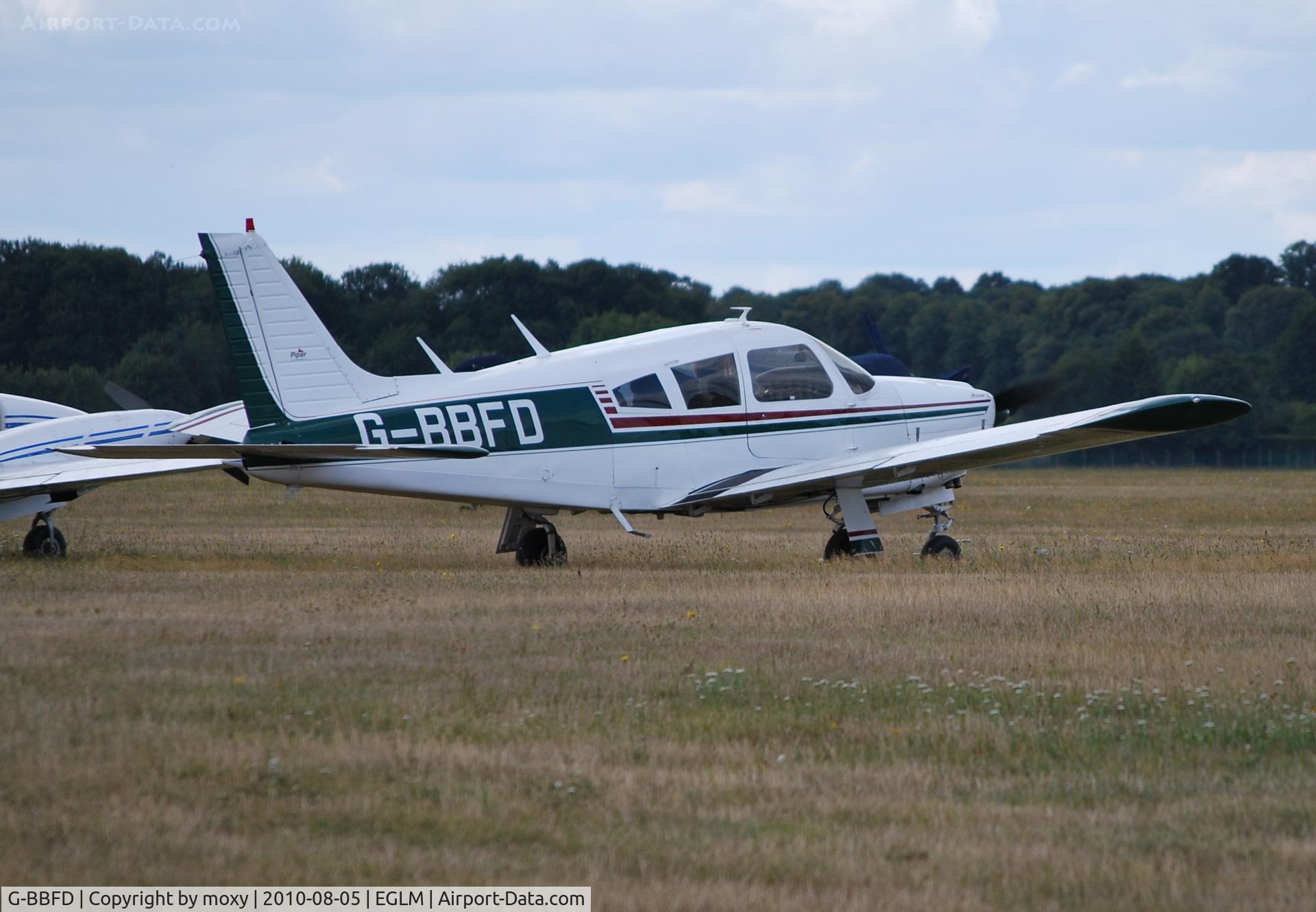 G-BBFD, 1973 Piper PA-28R-200-2 Cherokee Arrow II C/N 28R-7335342, Piper Cherokee Arrow II at White Waltham