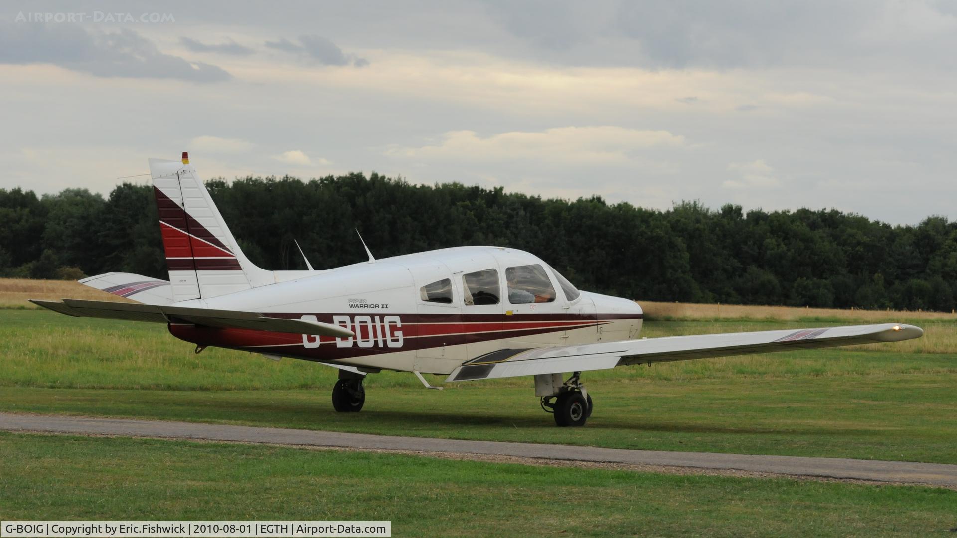 G-BOIG, 1985 Piper PA-28-161 Cherokee Warrior II C/N 28-8516027, G-BOIG departing Shuttleworth Military Pagent Air Display August 2010 