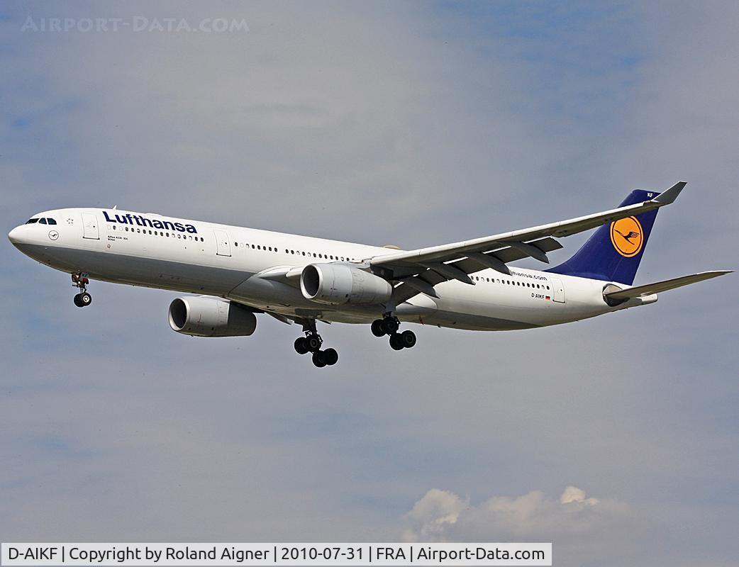 D-AIKF, 2004 Airbus A330-343X C/N 642, .