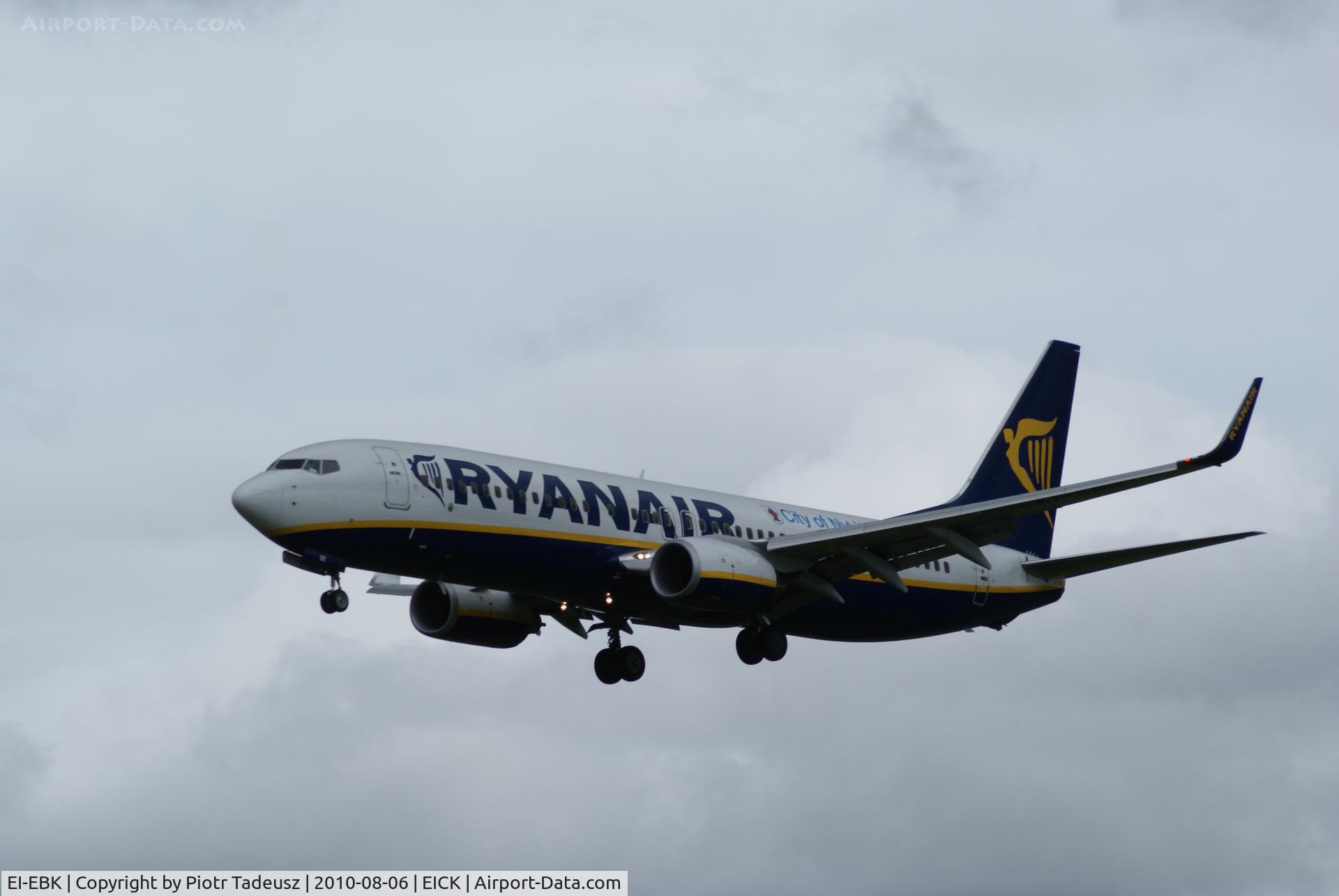 EI-EBK, 2009 Boeing 737-8AS C/N 37528, landing