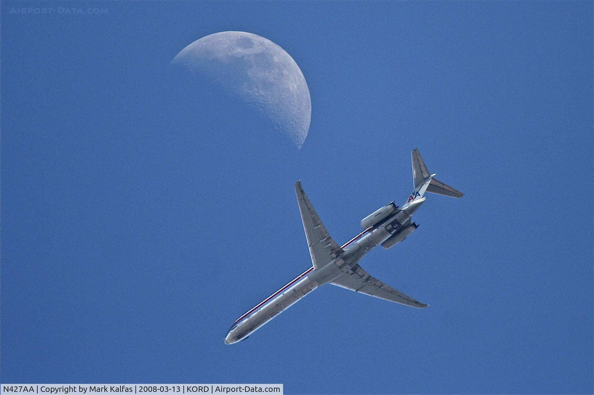 N427AA, 1986 McDonnell Douglas MD-82 (DC-9-82) C/N 49339, American Airlines Mcdonnell Douglas DC-9-82 N427AA, descending through 4,500' turning base for 27L KORD.