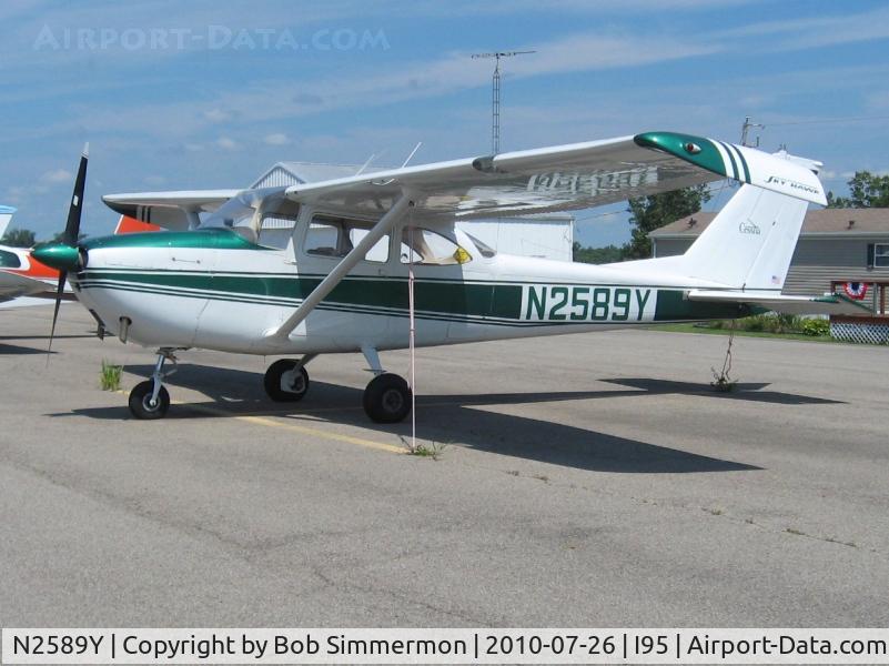 N2589Y, 1962 Cessna 172D C/N 17249889, On the ramp at Kenton, Ohio