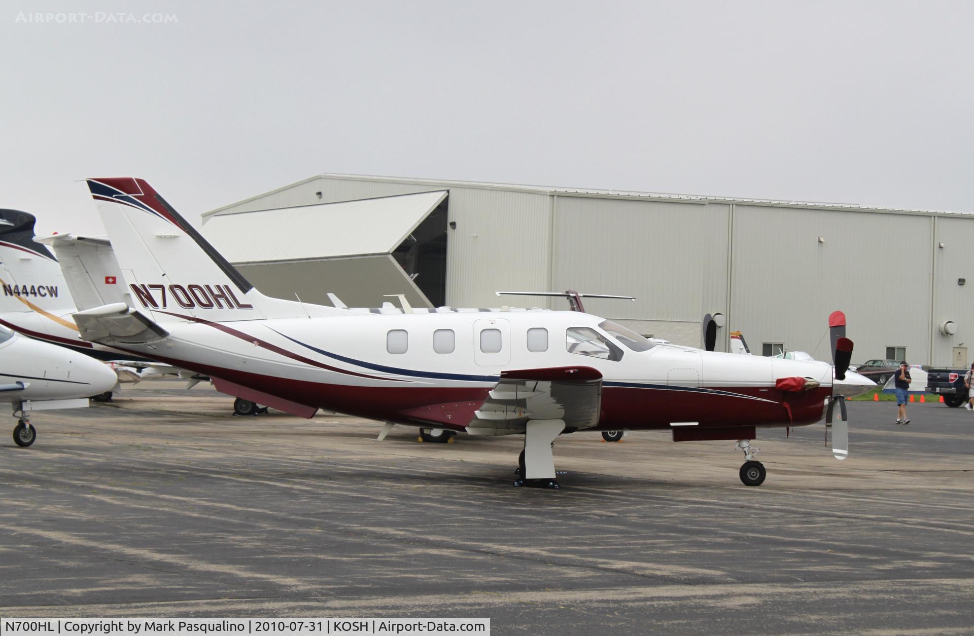 N700HL, 2004 Socata TBM-700 C/N 281, Socata TBM 700