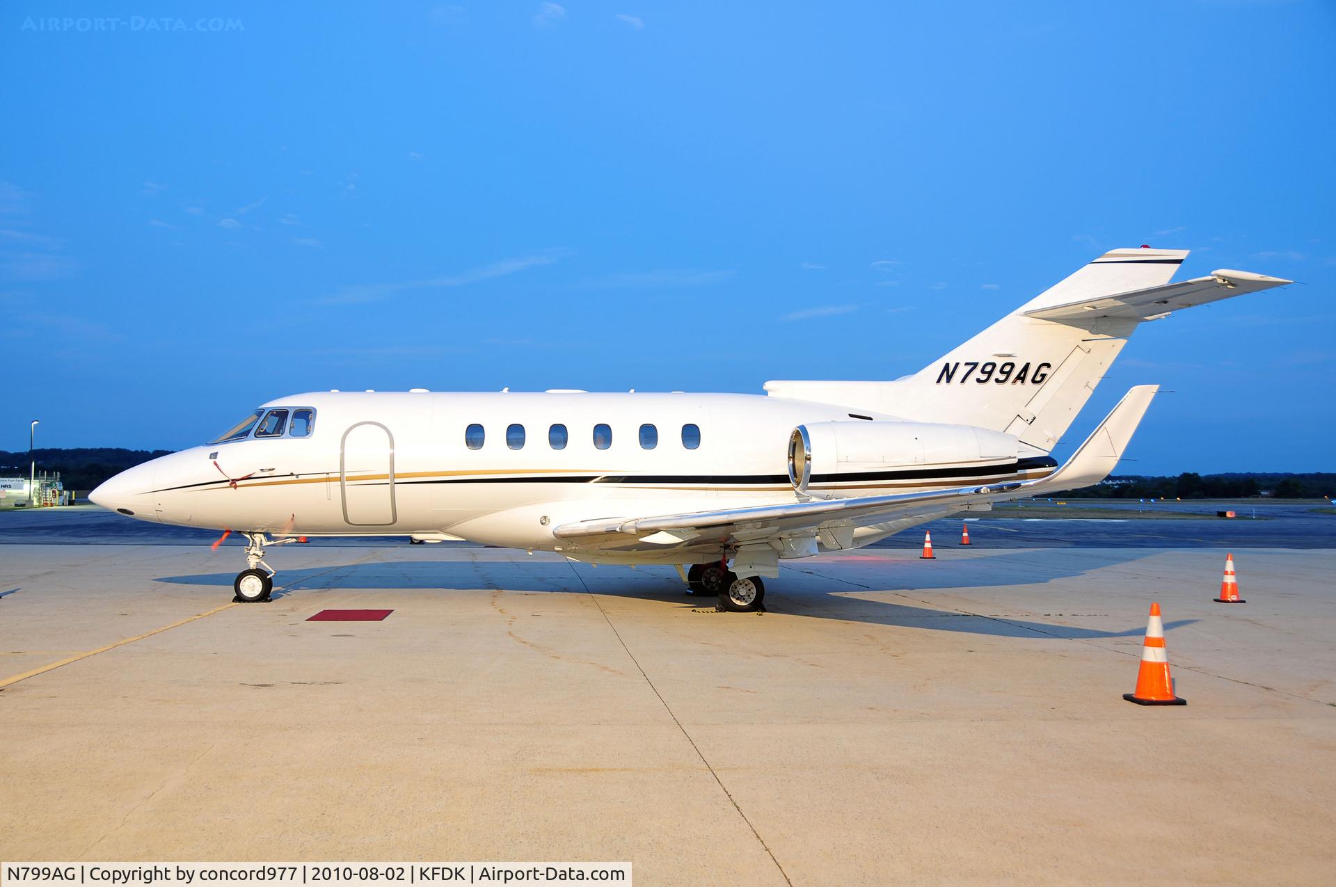 N799AG, 2007 Hawker Beechcraft Corp HAWKER 900XP C/N HA-0027, Seen at KFDK on 8/2/2010