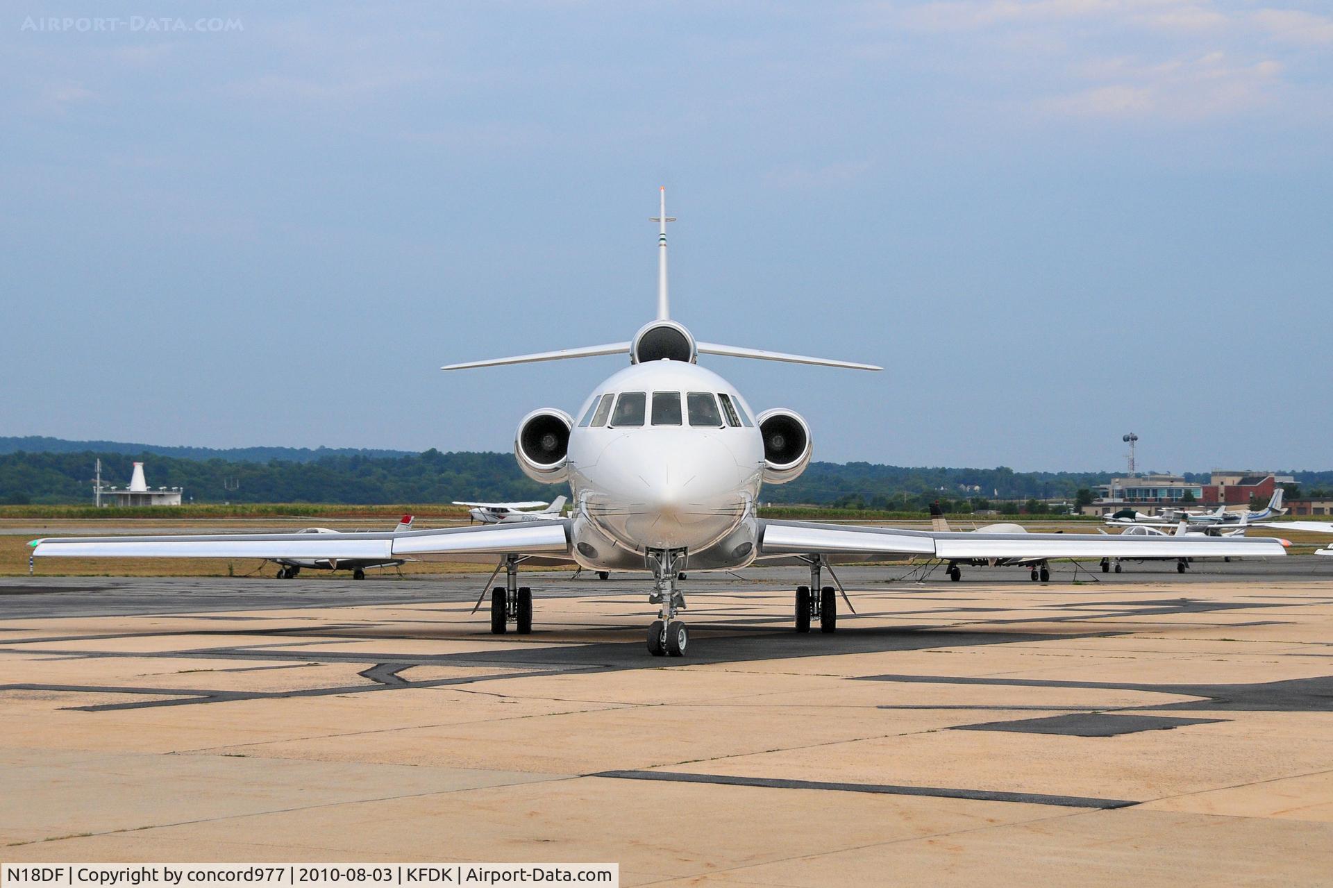 N18DF, 2005 Dassault Falcon 900EX C/N 158, Seen at KFDK on 8/3/2010