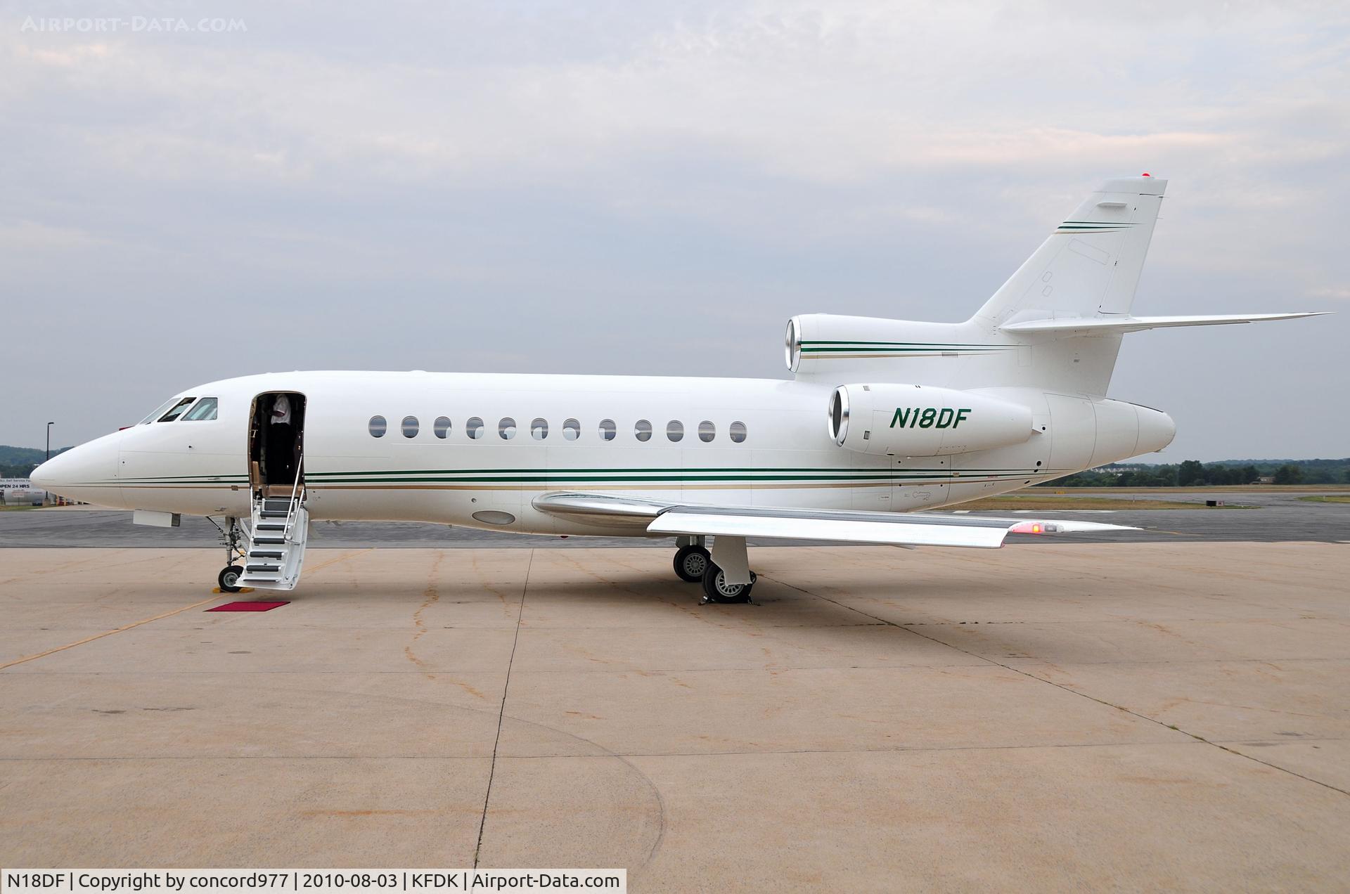 N18DF, 2005 Dassault Falcon 900EX C/N 158, Seen at KFDK on 8/3/2010