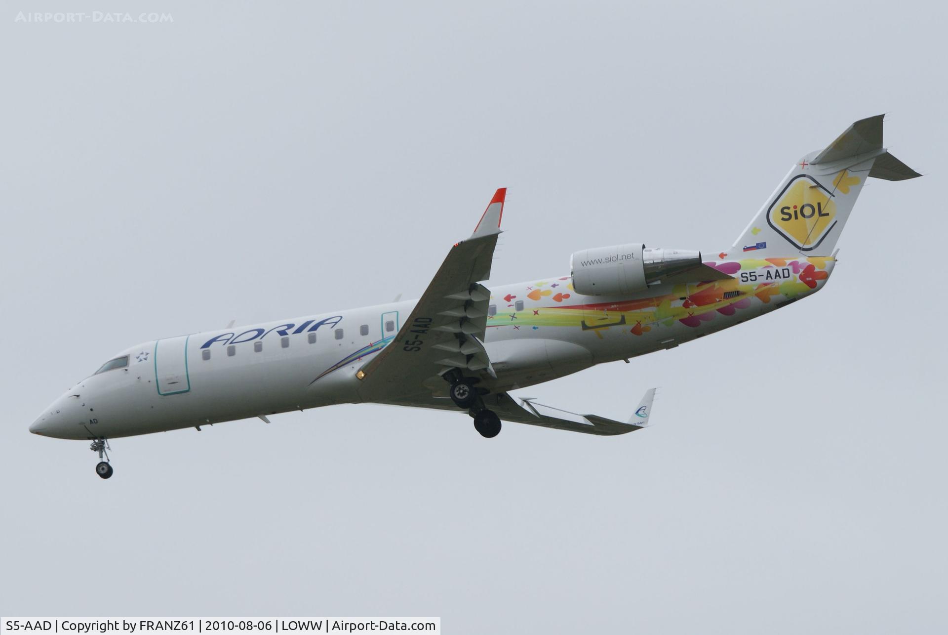S5-AAD, 1997 Canadair CRJ-200LR (CL-600-2B19) C/N 7166, Adria (Specialcolor)