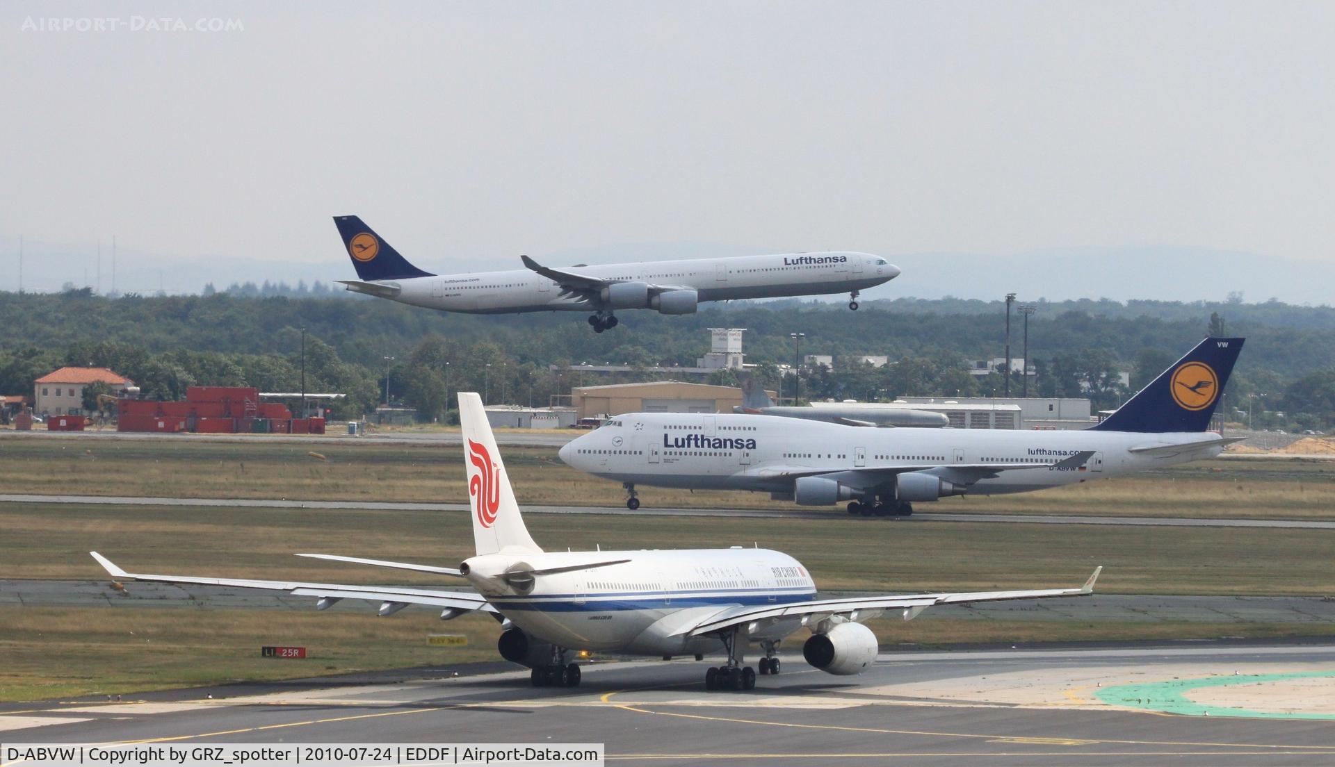 D-ABVW, 1999 Boeing 747-430 C/N 29493, ...