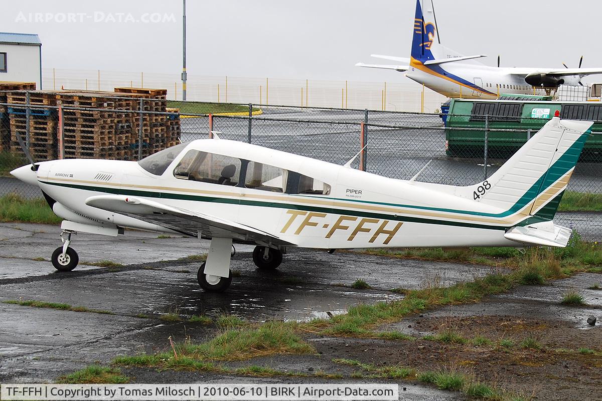 TF-FFH, Piper PA-28R-201T Cherokee Arrow III C/N 28R-7803202, 